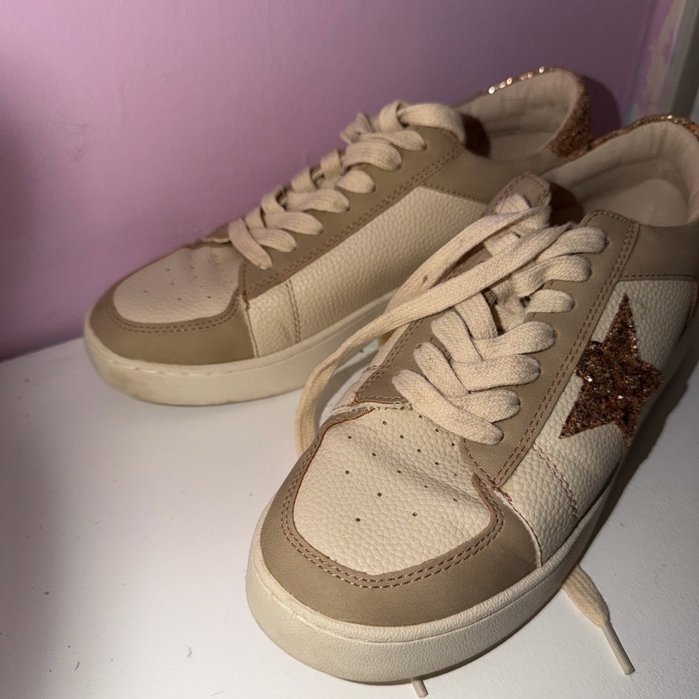 Stylish Cream and Gold Women's Sneakers